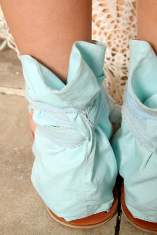 Pale Blue