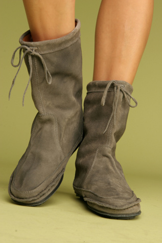 Mohegan Moccasin