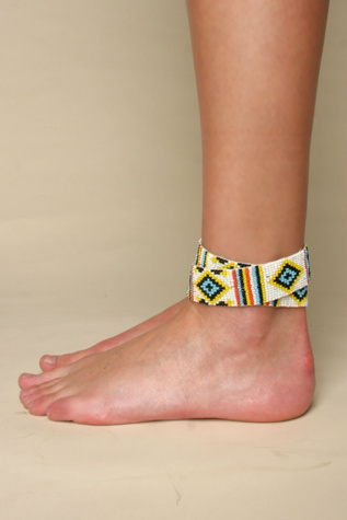 Diamondback Beaded Wrap